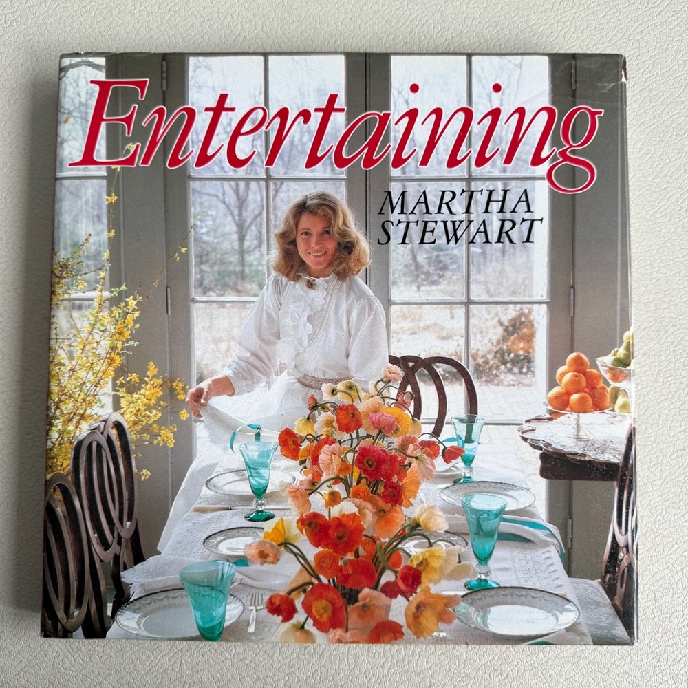 Vintage 1982 Martha Stewart Entertaining Hardcover Book